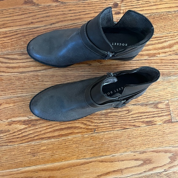 Grey boots - Picture 3 of 5